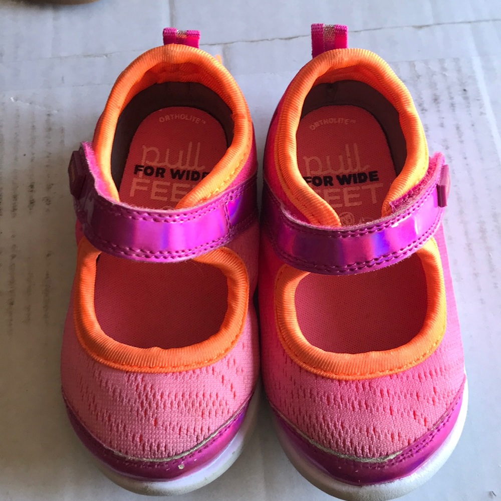 Step & stride shoes